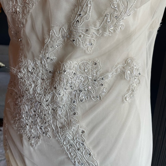 Vintage WEDDING DRESS - Picture 9 of 16